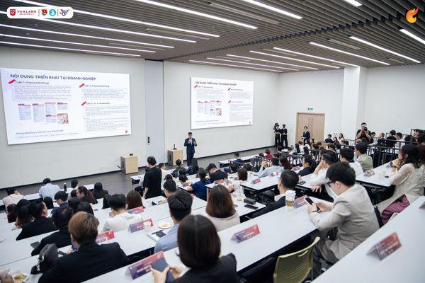 Vela Connect X ĐH Văn Lang: Khi Cảm Hứng Kiến Tạo Gặp Gỡ Nhiệt Huyết Tuổi Trẻ - Hình minh họa 6